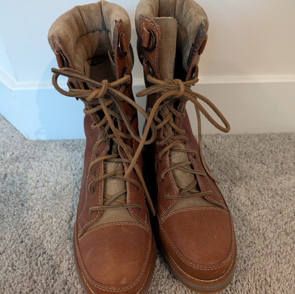 Cole Haan Waterproof Lace-up Boots Tan- Size 7.5 - Picture 2 of 16